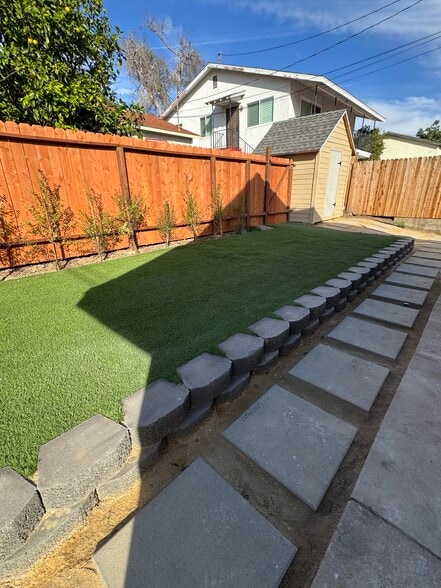 Building Photo - 4579 W 171st St