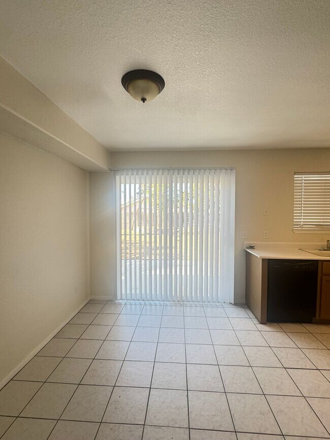 Building Photo - 7428 Jockey Ave