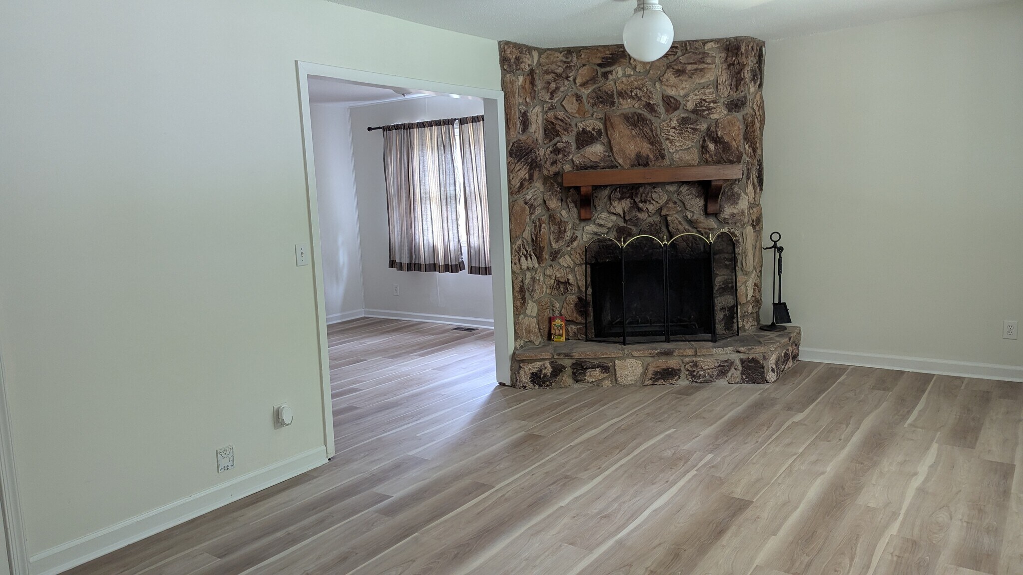 Fireplace - 7413 Edenwood Ln