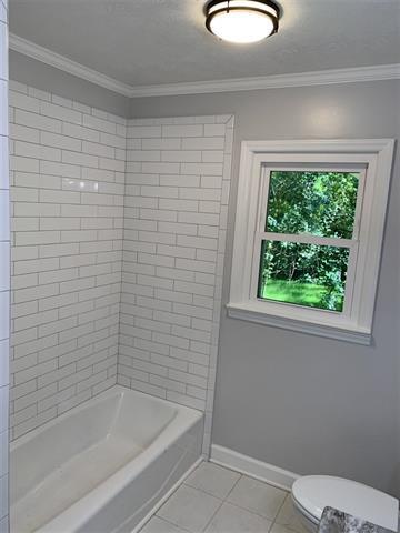 Building Photo - 2039 Wildridge Dr