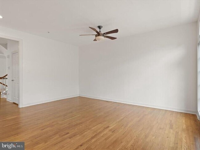 Building Photo - 7980 Vigne Ct