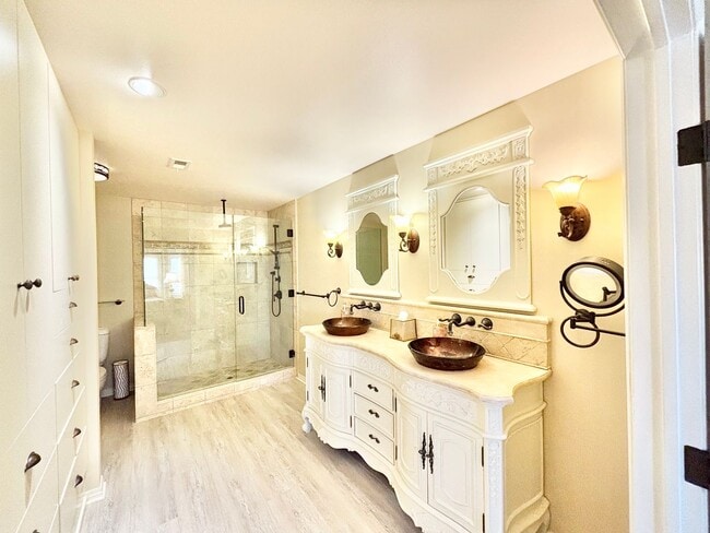 Building Photo - Oxnard | The Colony | 2 Bed + 2 Bath Condo...