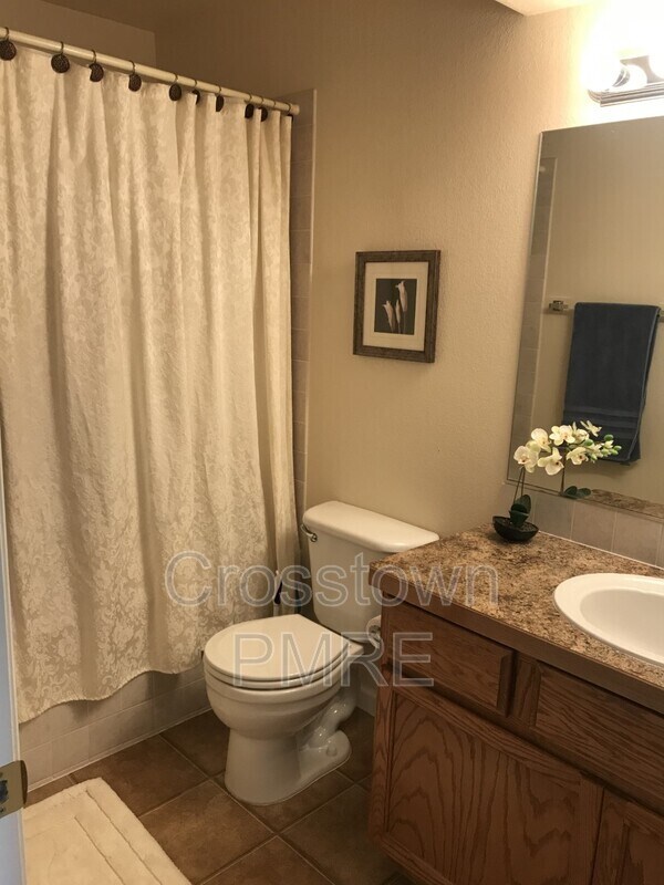 Building Photo - 138 Beacon Way