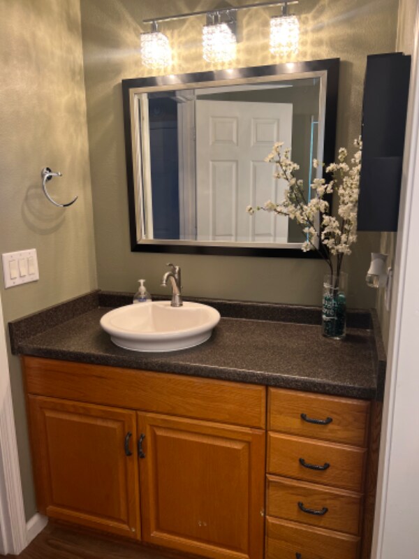 Building Photo - 723 N 8th St