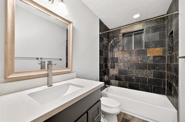 Building Photo - 11411 Hornbrook Dr