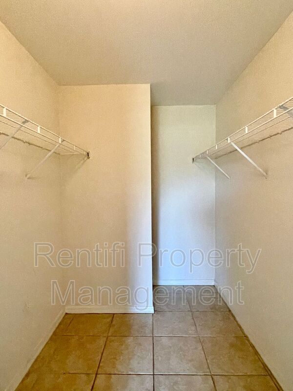 Building Photo - 3308 9th St SW