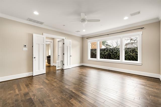 Building Photo - 6842 Merrilee Ln