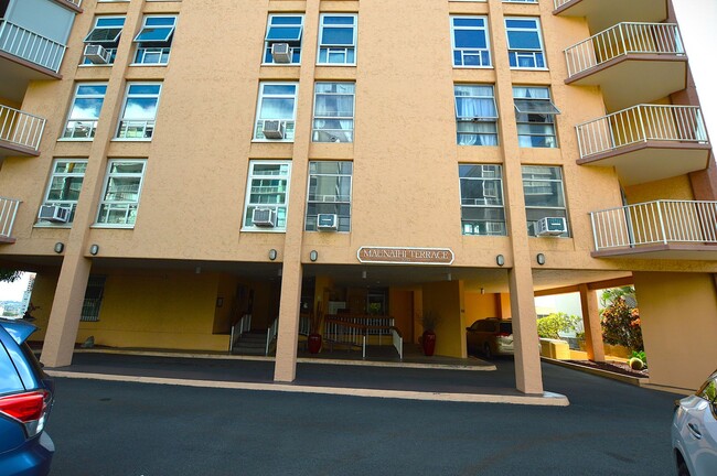 Primary Photo - Maunahihi Terrace 2 bed/1 pkg 3rd Floor