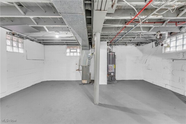 Building Photo - 3820 W 34th St