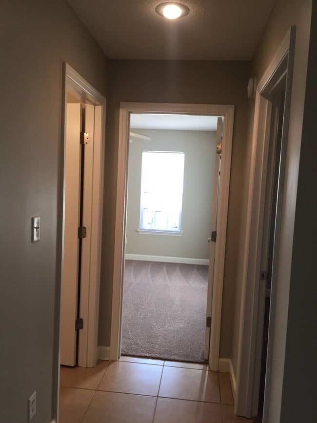 Building Photo - Charming 3BR/2BA Home with Open Split Floor Plan in Druid Oaks