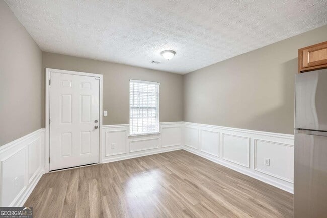 Building Photo - 2913 Vining Ridge Terrace