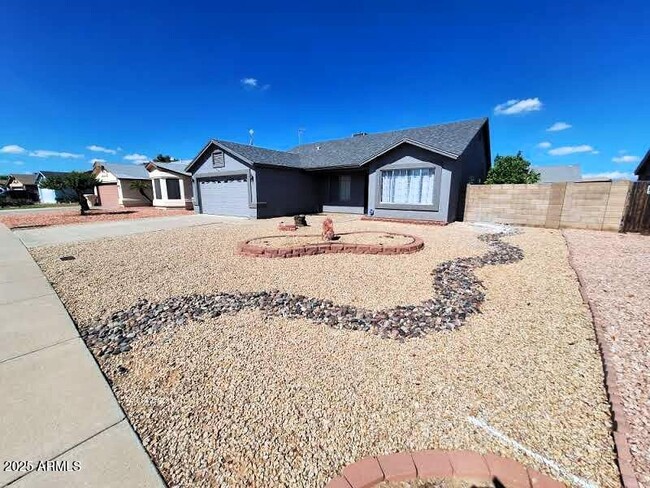 Building Photo - 8512 W Tuckey Ln