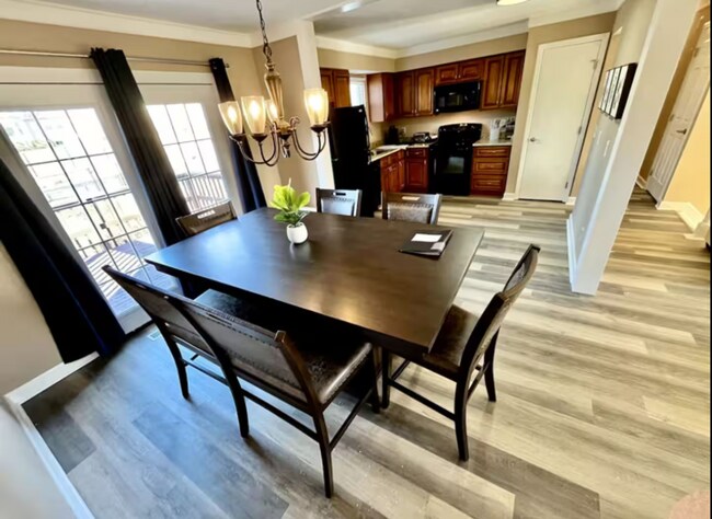 Building Photo - 9695 Whippoorwill Ln