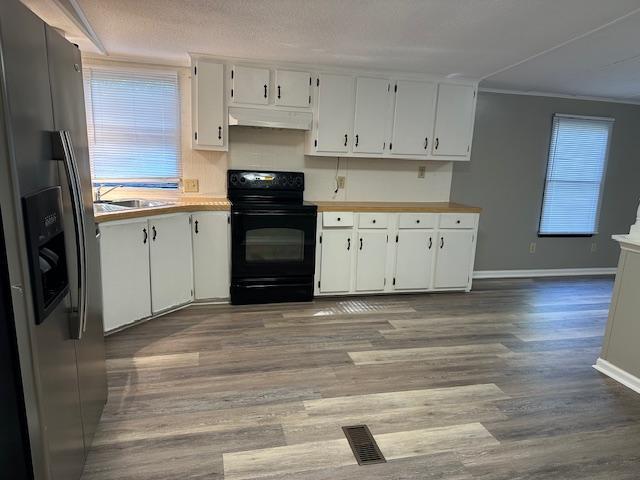 Building Photo - 635 Plaza Dr