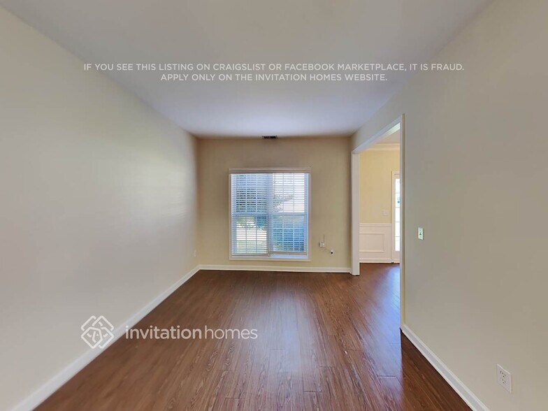 Building Photo - 1937 Lightwood Way NW