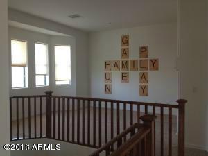 Building Photo - 1502 E Dunlap Ave