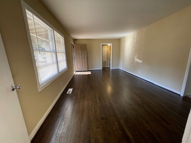 Building Photo - Home for rent in Midfield **ACCEPTS SECTIO...