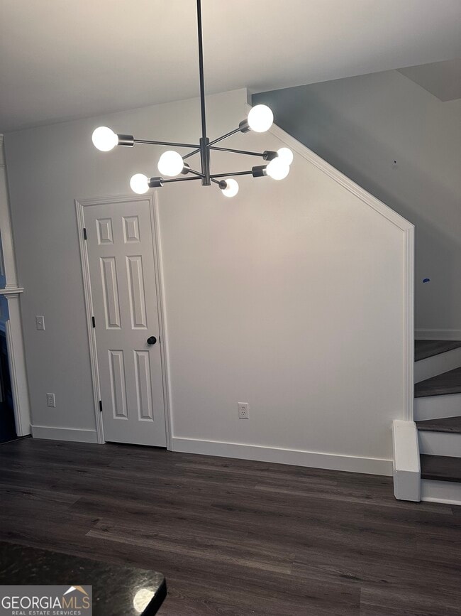 Building Photo - 200 Wellisford Ct