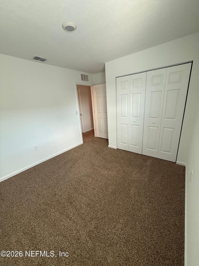 Building Photo - 891 Rivertree Pl