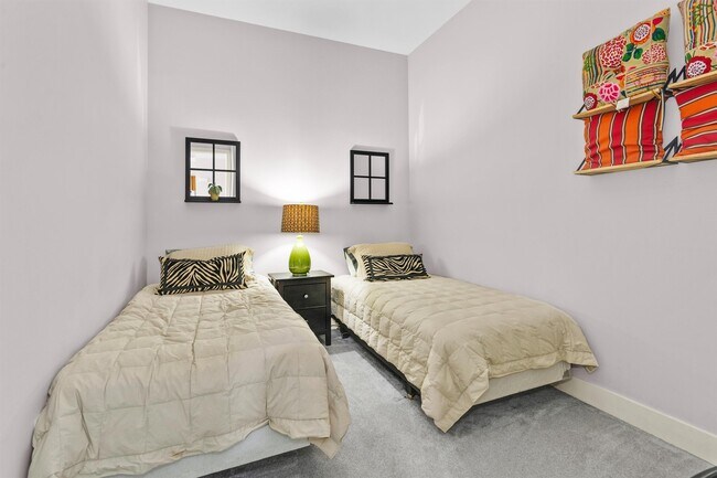 Building Photo - 500 Seawall Blvd