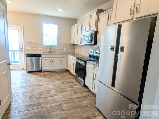 Building Photo - 12417 Bryton Ridge Pkwy