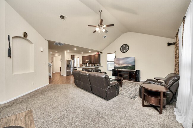 Building Photo - 8227 Pastel Dawn Trce