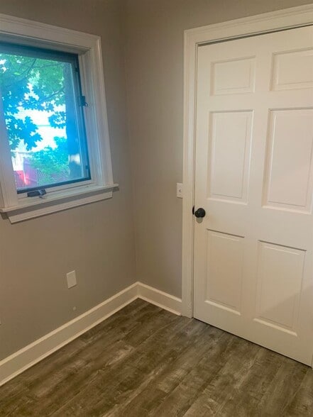 Building Photo - 14b Preble