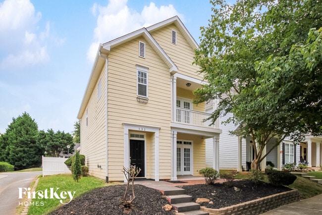 Building Photo - 532 Catawba Ave