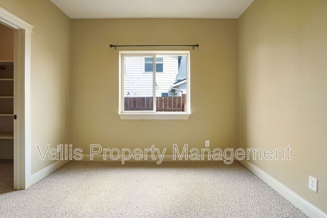 Building Photo - 973 Burley Hill Dr NW