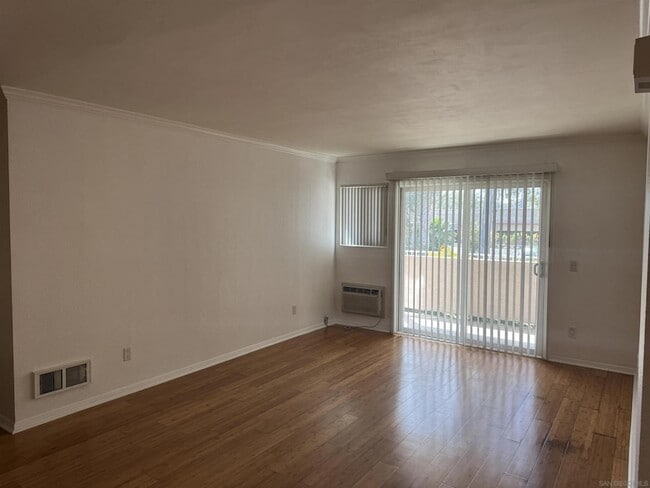 Building Photo - 10016 Maya Linda Rd