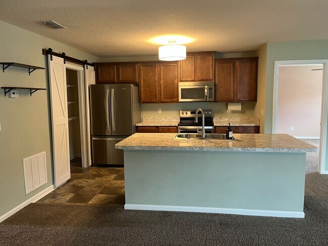 Building Photo - West Magnolia 3BR / 2BA Home Clay County