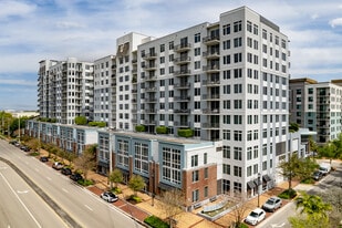 Building Photo - Midtown 24