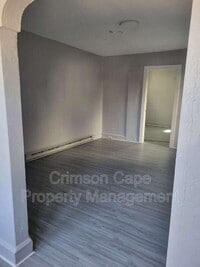 Building Photo - 13 E Chestnut St