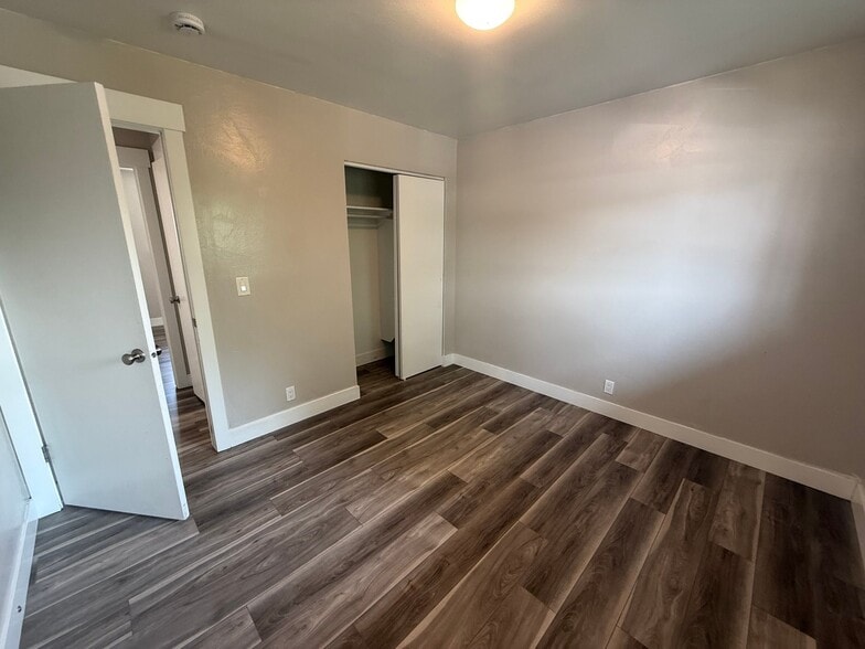 Building Photo - 2054 N 940 W