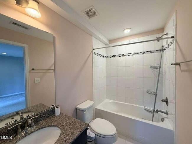Building Photo - 112 Brier Summit Pl