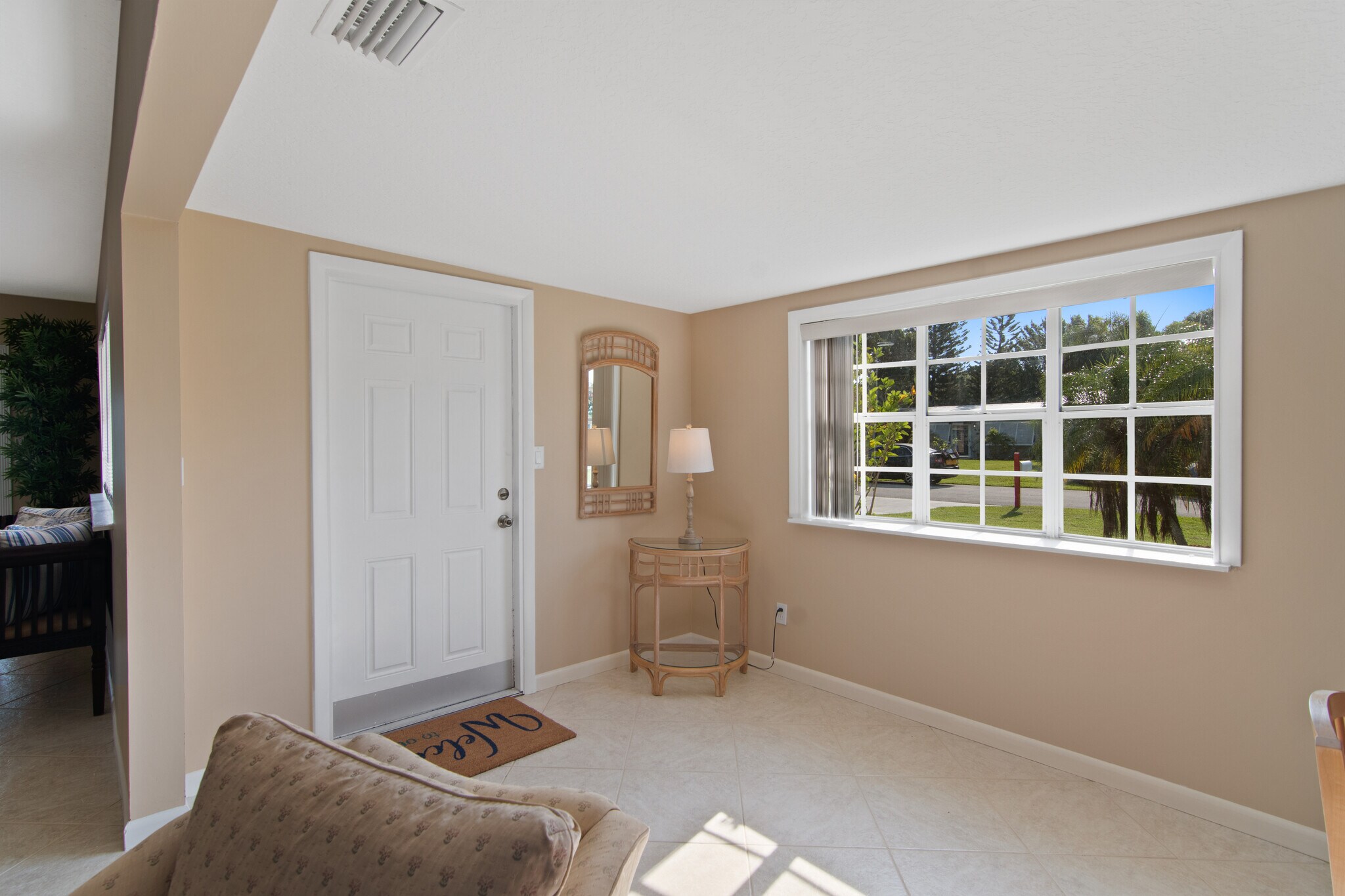 Building Photo - 1441 5th Ct