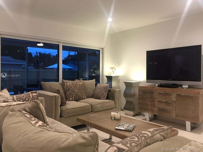 Building Photo - 131 Orchard Ridge Ln