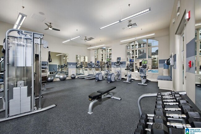 Building Photo - 2402 Lane Parke Ct