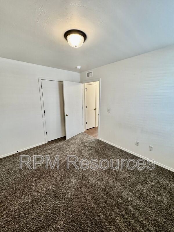 Building Photo - 8024 NW 74th St