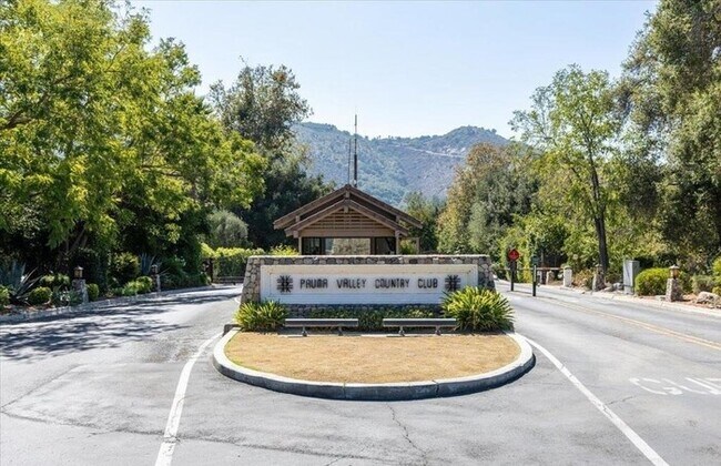 Building Photo - Luxury Single-Level Home for Rent in Pauma Valley Country Club with Golf Course Views