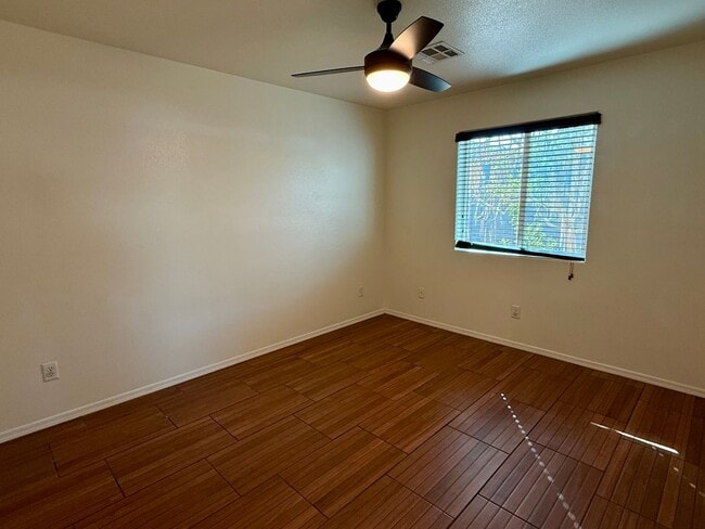 Building Photo - 173 Cecilia Torres Ct