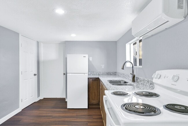 Building Photo - 4603 Byron St