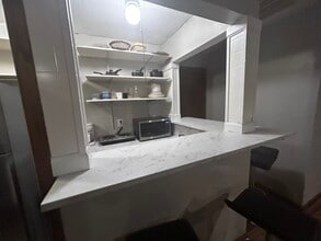 Building Photo - 2063 Newhaven Dr