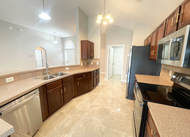 Building Photo - 1196 Great Lakes Cir