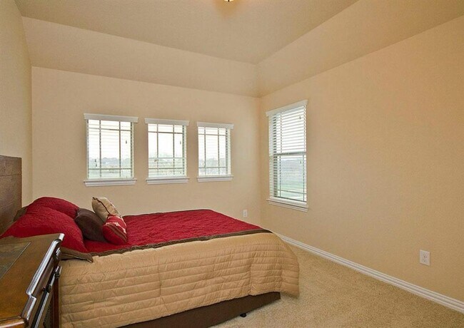 Building Photo - 20920 Windmill Ranch Ave