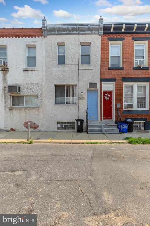 Building Photo - 2503 E Auburn St