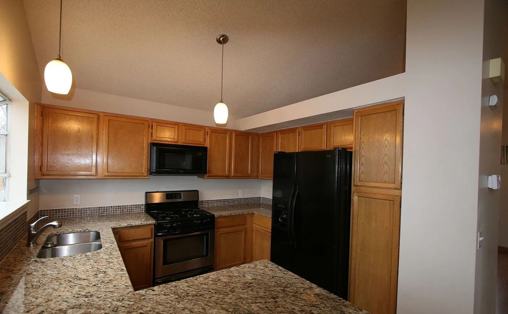 Building Photo - 3958 W 126th Ave