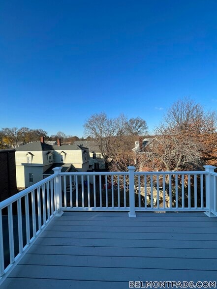 Building Photo - 16 Trowbridge St