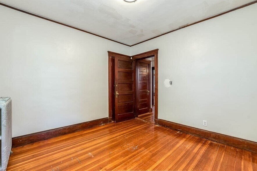 Building Photo - 21 Walter St