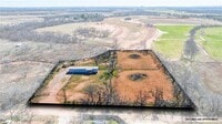 Building Photo - 417 Elm Creek Rd